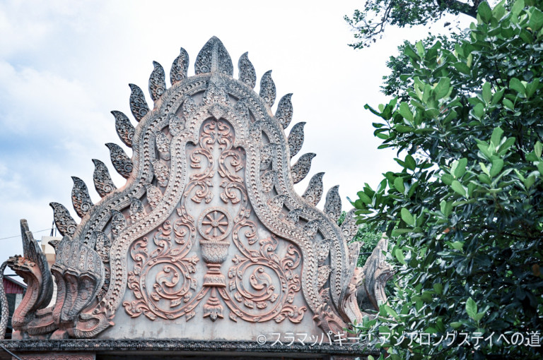 Temple walking course with music in Siem Reap